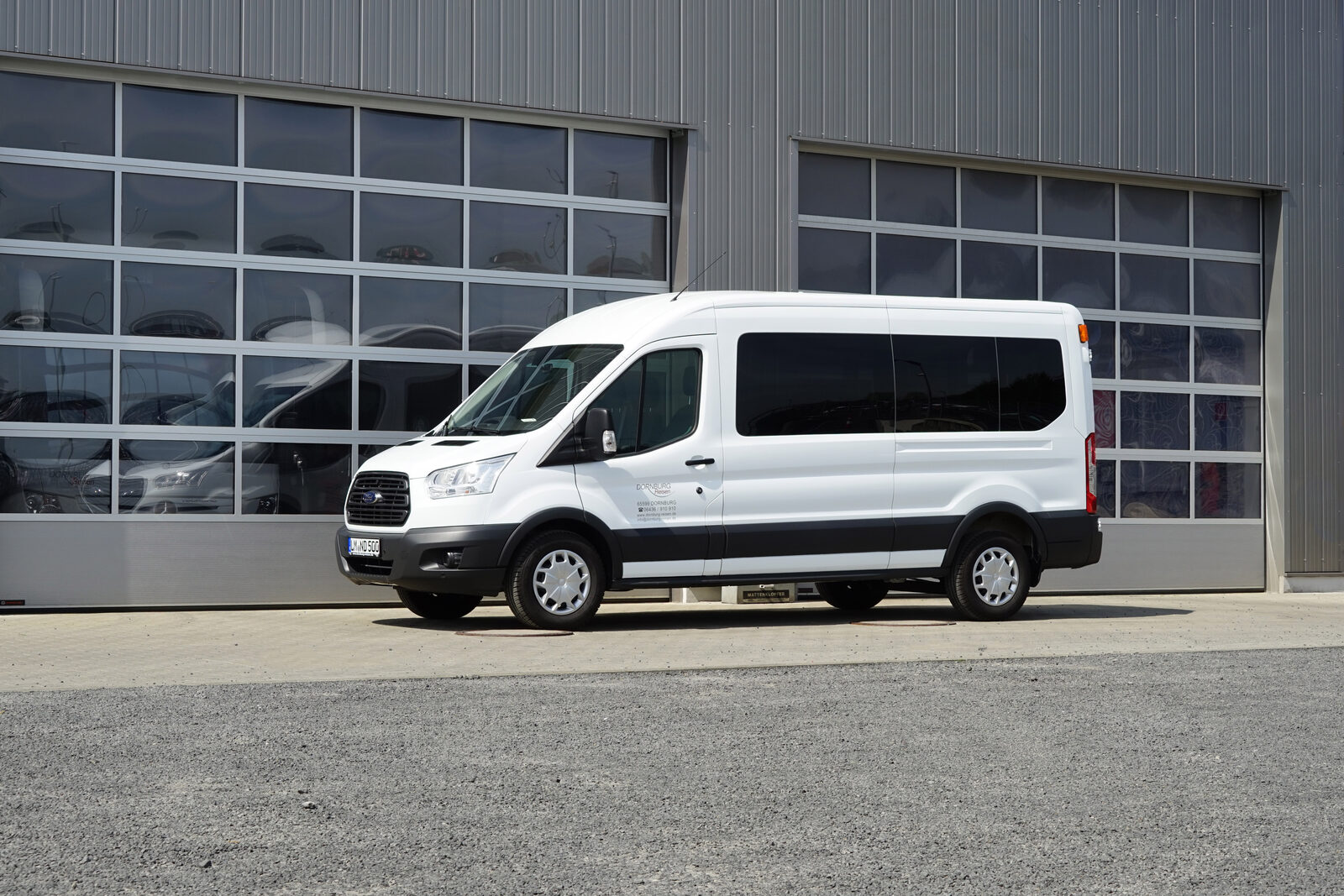 Ford Transit Kleinbus mit Hochdach 9-Sitzer Dornburg Reisen