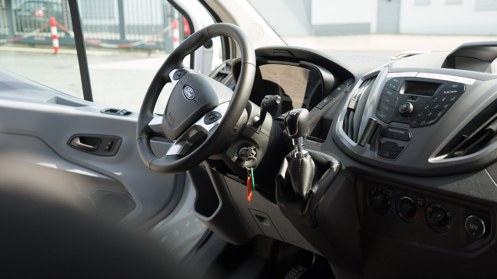 Innenraum Ford Transit 9-Sitzer Kleinbus